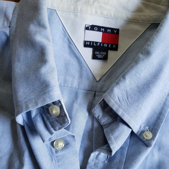 Tommy Hilfiger Men's Shirt - Picture 2 of 4